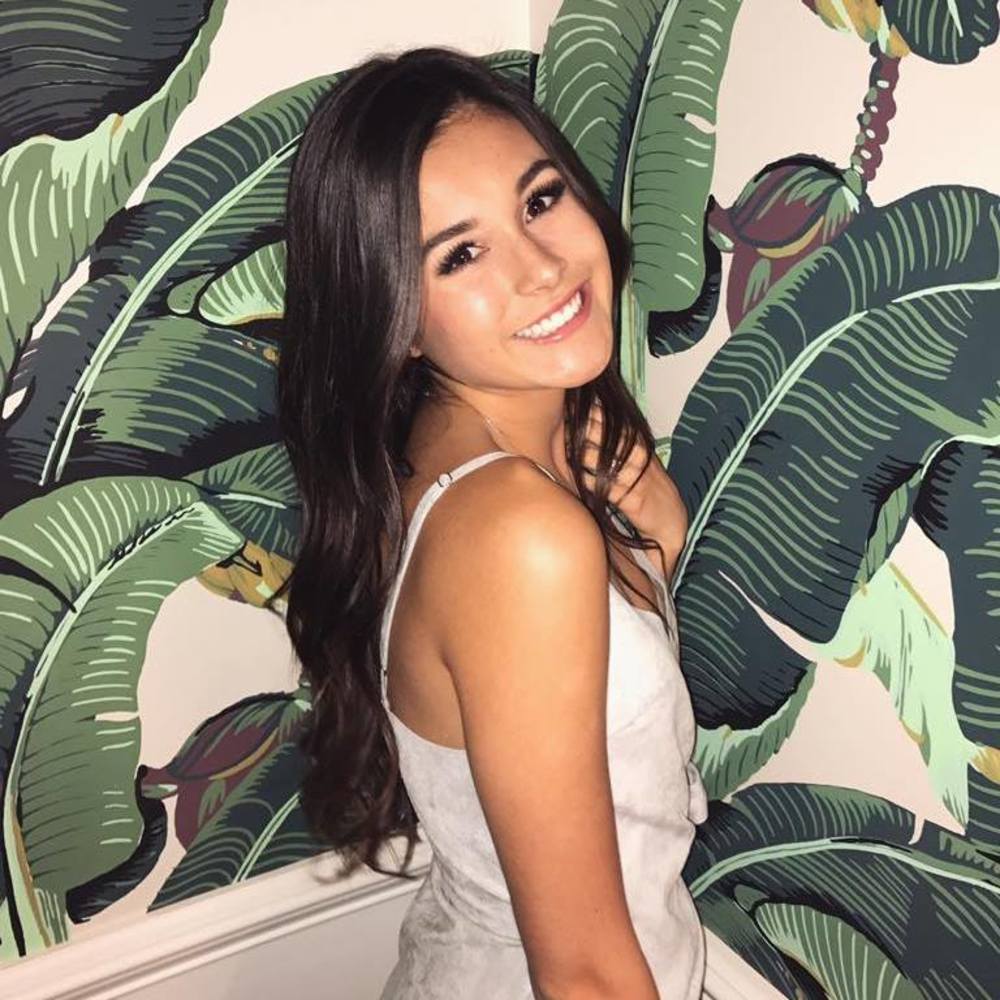 Meet your Posher, Angelica